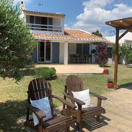 Maison En Camargue Saintes-Maries-de-la-Mer Dış mekan fotoğraf